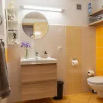 Dum C. 28 * Bystré